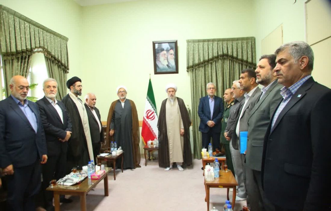 رونمایی از المان و یادمان عاشورایی در میدان امام حسین(ع) شیراز