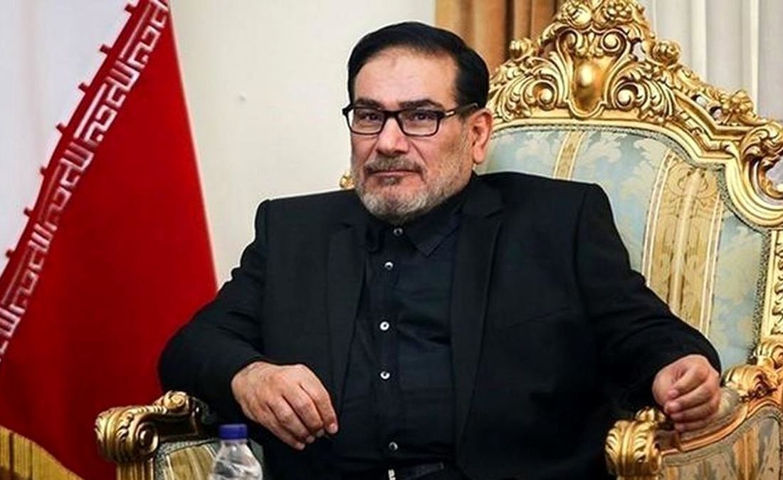 اولین عکس از علی شمخانی پس از آسیب دیدن در حمله اسرائیل/ او در مراسم وداع با شهدای اقتدار در تهران، حضور یافت