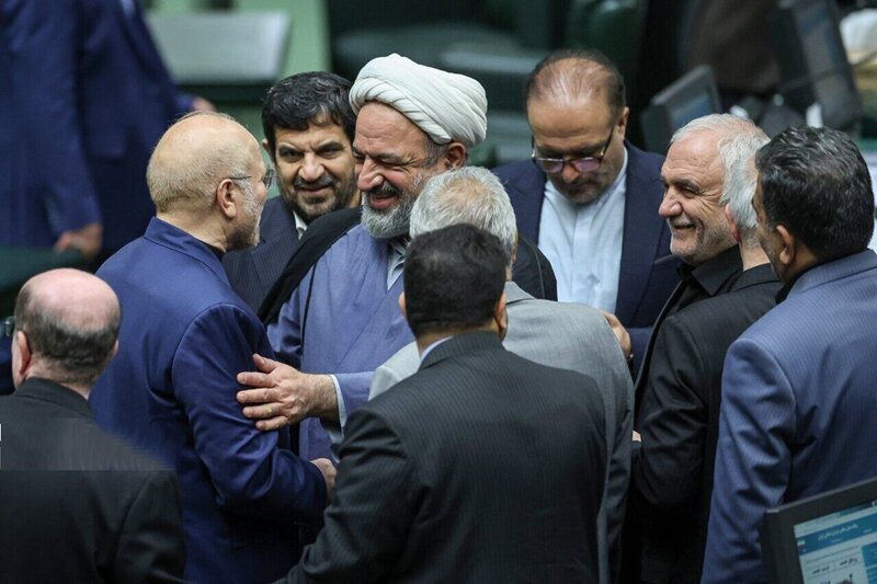 پارلمان بر مدار انسجام ملی