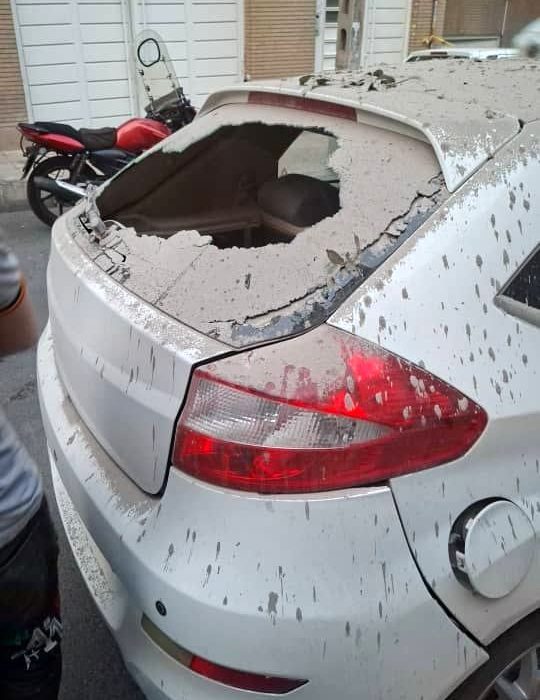 خسارت های حمله هوایی اسرائیل در سعادت آباد تهران/جستجو برای کشف اجساد ادامه دارد