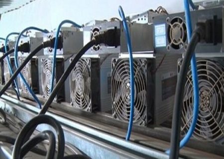 کشف ۱۳ ماینر غیرمجاز در مدرسه‌ای در میاندوآب