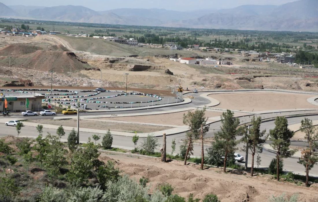 احداث تفرجگاه کوهستانی خاتون خوی با سرعت در حال انجام است