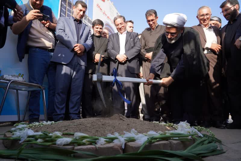 یک هتل ۵‌ ستاره در مهاباد کلنگ‌زنی شد