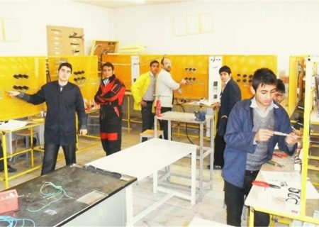 اجرای قانون افزایش ۳۰ درصدی تعرفه های خدمات آموزشی به آموزشگاه های آزاد فنی و حرفه ای فشار مالی وارد کرده است