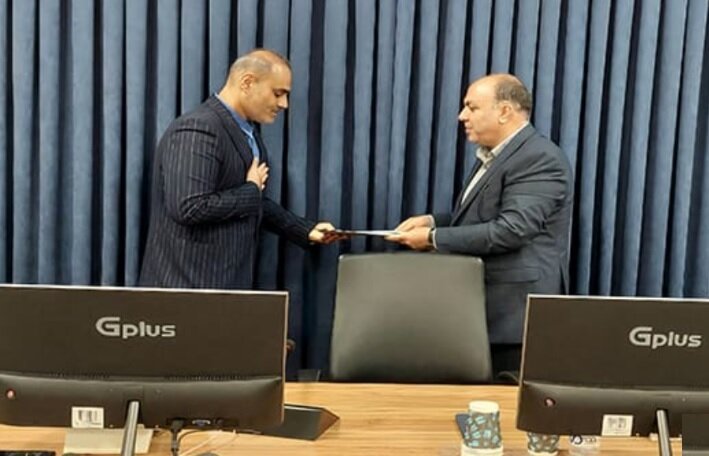 سکان اداره کل بنادر کیش در دستان رضا راکیان