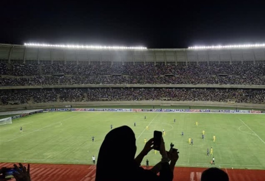 اقدام استاندار فارس و شهردار شیراز در بهره برداری از ورزشگاه پارس بی نظیر است