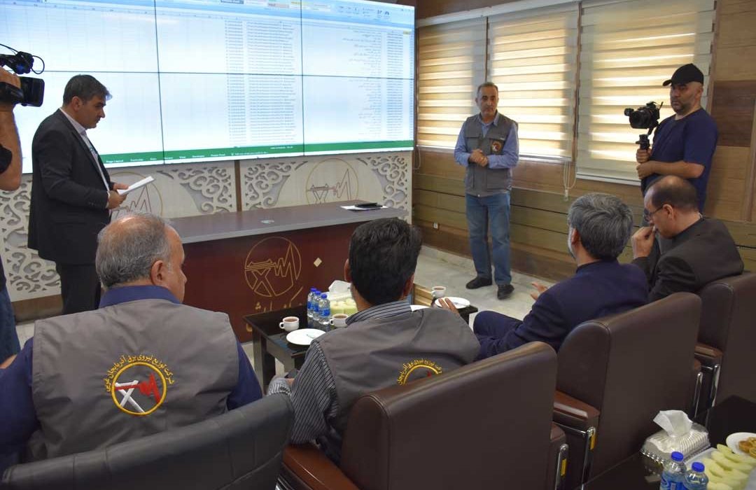 بازدید رئیس کل دادگستری استان از وضعیت تأمین برق در روزهای اوج مصرف