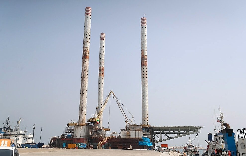 توسعه و بهسازی زیرساخت‌های بندری جزیره در دستور کار منطقه آزاد کیش