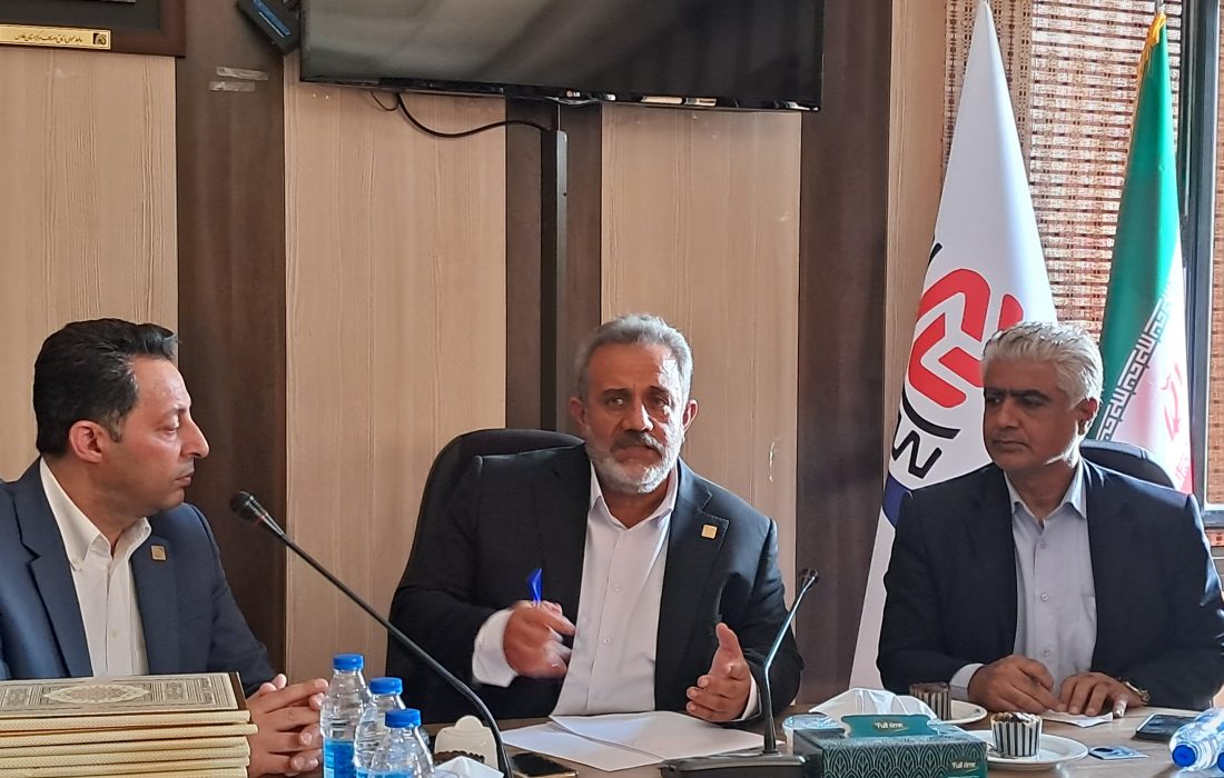 اتاق اصناف مرکز استان فارس رتبه نخست صدور پروانه کسب را دارد/ اشتغال زایی و حمایت از صنوف اولویت اتاق اصناف مرکز استان است