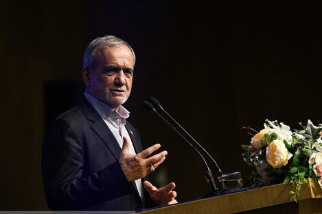 پزشکیان: نخبه کسی است که در نرود | قابلقبول نیست که۴۷سال از انقلاب میگذرد…