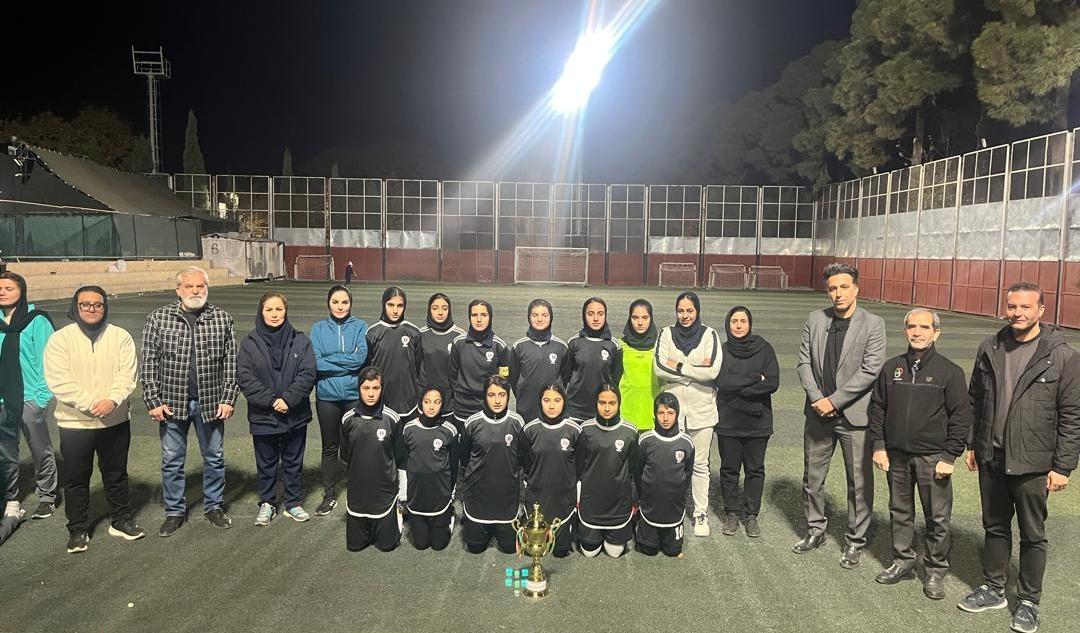 برگزاری رقابت های مینی‌فوتبال بانوان در باغ جنت شیراز/ فارس آماده درخشش در رقابت‌های قهرمانی کشور