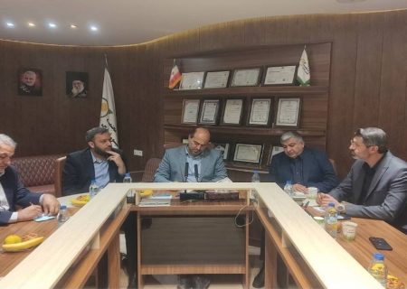 آغاز همکاری مجتمع طیور فارس با صندوق بیمه اجتماعی کشاورزان، روستاییان و عشایر