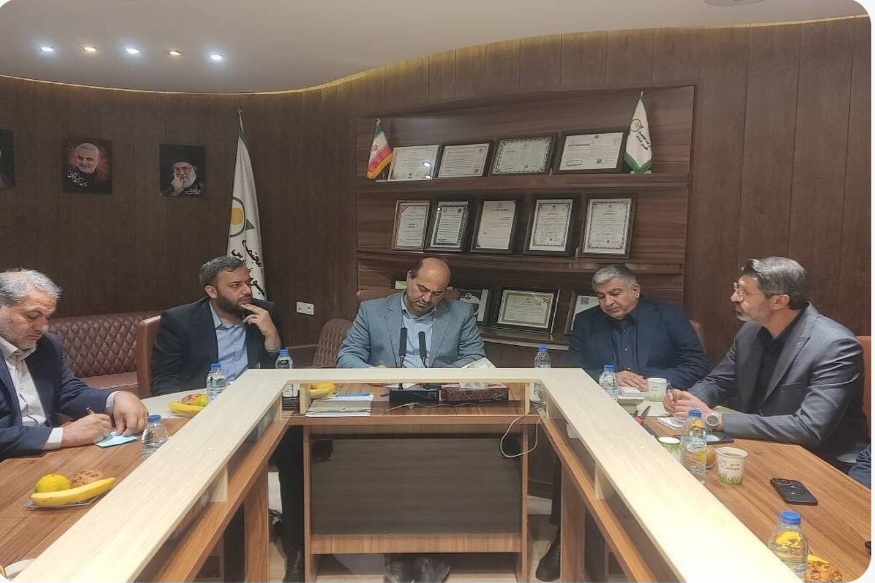 آغاز همکاری مجتمع طیور فارس با صندوق بیمه اجتماعی کشاورزان، روستاییان و عشایر