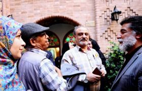 برگزاری نشست صمیمانه مدیرکل میراث فرهنگی، گردشگری و صنایع دستی فارس با خبرنگاران در یک بوتیک هتل درخشنده/ نمایان کردن مقام زن در هتل «یوتاب» شیراز