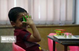 مراکز روزانه افراد بالای ۱۴ سال دارای اوتیسم برای نخستین بار مجوز میگیرند