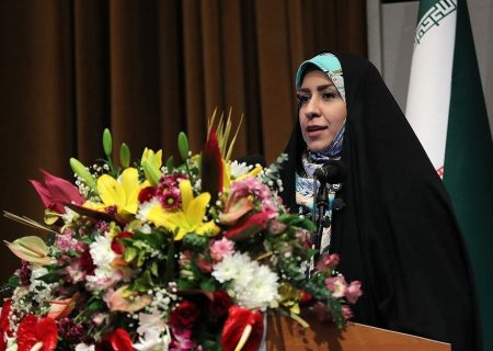 میزان با سوادی و تحصیلات تکمیلی بانوان کیش بالاتر از میانگین کشوری است