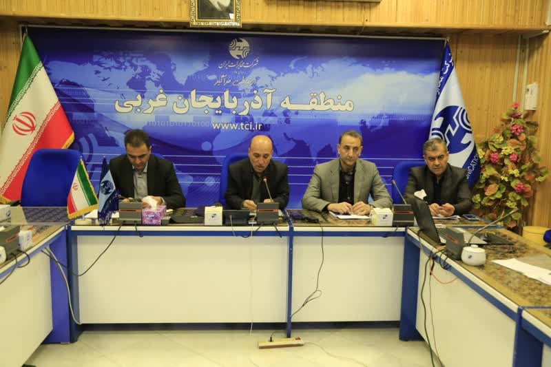 ضرورت شتاب‌بخشی به پروژه ملی برگردان فیبر نوری و دایری سرویس‌های باند پهن در آذربایجان غربی