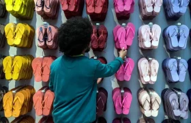 جنجال «دمپایی لاانگشتی» در انتخابات برزیل!