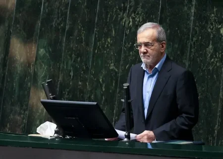 سوال از پزشکیان در مجلس کلید خورد