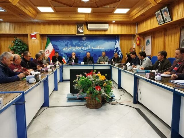 اجرای پروژه فیبرنوری ارومیه تسریع یابد