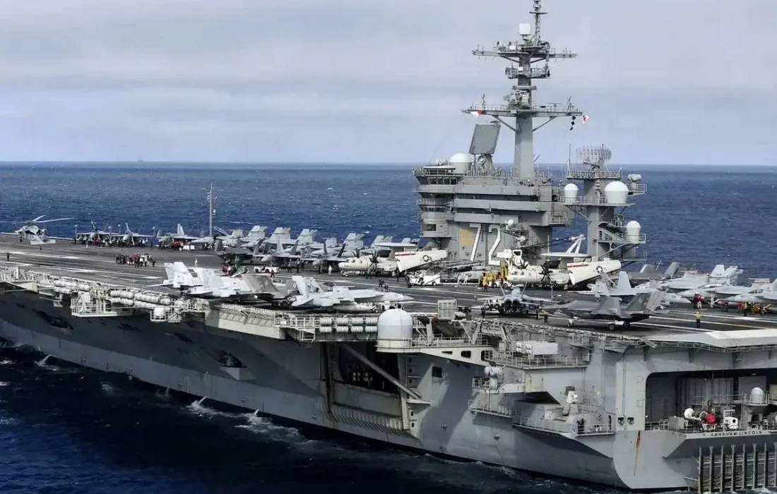 تصویری از آخرین وضعیت استقرار ناوها و ناوشکن‌های آمریکایی در منطقه