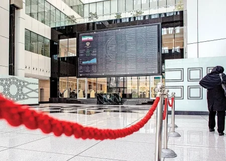 بورس زیر فشار ریسک جنگ؛ نقدینگی به سمت طلا و درآمد ثابت رفت