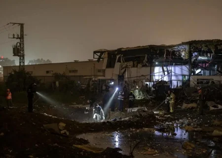 سی و پنجمین روز از پاسخ ایران به تجاوز آمریکایی- اسرائیلی/مخفیگاه خلبان‌های آمریکایی در عراق و اردن هدف قرار گرفت / شلیک به شرکت آمریکایی اوراکل در امارات
