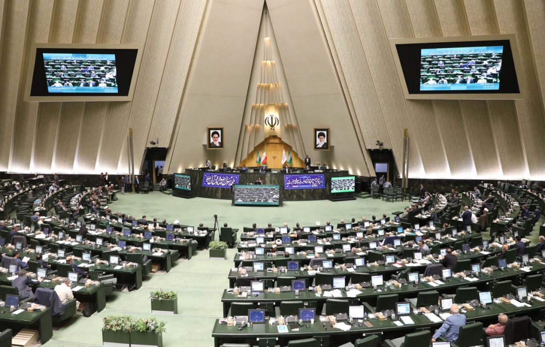 نامه جمعی از نمایندگان به قالیباف و ذوالقدر درباره مذاکرات