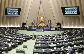 نامه جمعی از نمایندگان به قالیباف و ذوالقدر درباره مذاکرات