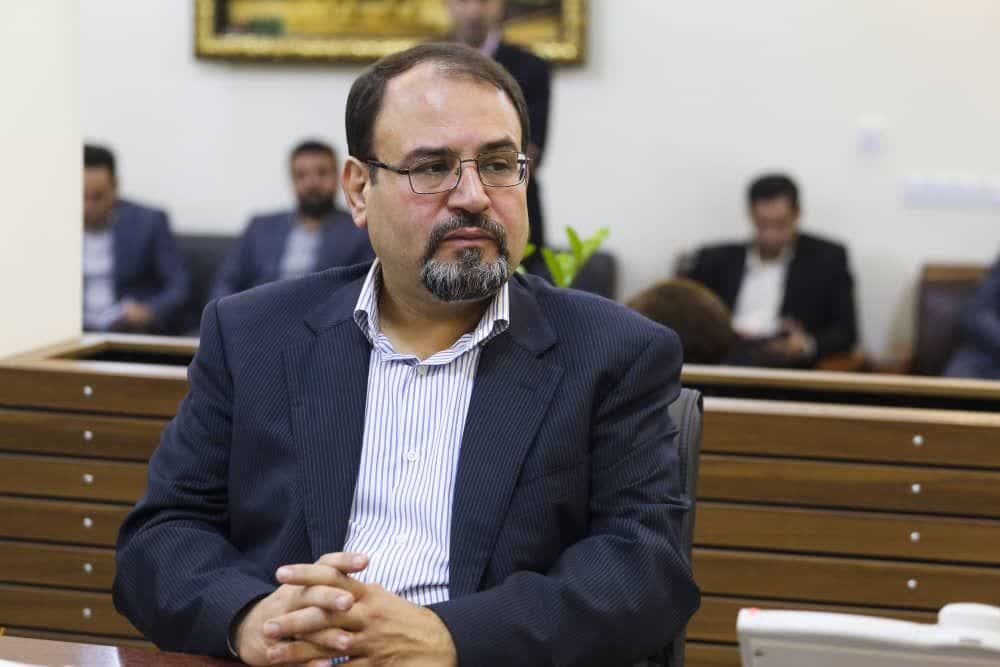 اجرای قراردادهایی به ارزش یک هزار و ۳۰۰ میلیارد تومان در سطح استان/ انعقاد تفاهمنامهای برای ایجاد نیروگاه خورشیدی پنج مگاواتی برای شهرداریهای استان فارس