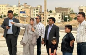بسیاری از مسائل و نیازهای واقعی شهر تنها با حضور میدانی و گفت‌وگوی مستقیم با ساکنان قابل شناسایی و پیگیری مؤثر خواهد بود/ تعامل، همدلی و همکاری نزدیک میان شورای اسلامی شهر و شهرداری صدرا با هدف خدمت‌رسانی مطلوب‌تر به شهروندان
