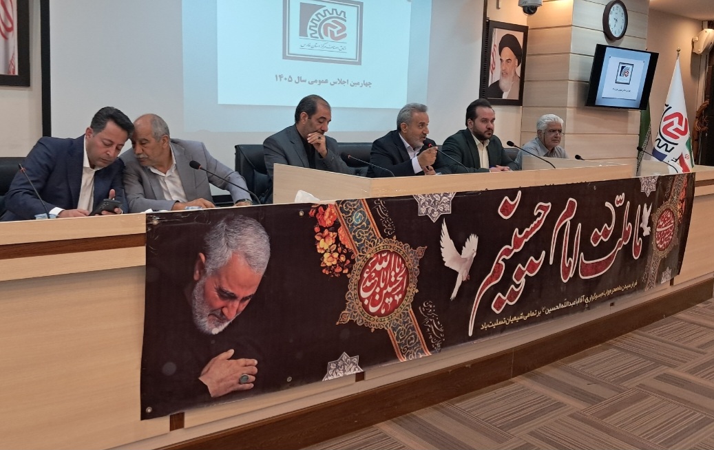 اتاق اصناف مرکز استان فارس با همراهی اتحادیه های صنفی شهرستان شیراز و همراهی مطلوب سازمان بسیج اصناف و بازاریان سپاه فجر فارس، بالاترین امتیاز را در حمایت از جبهه جنگ کسب کرد