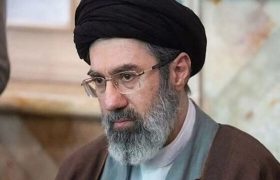 ادعای درباره واکنش رهبر انقلاب به نامه رئیس جمهور کذب است