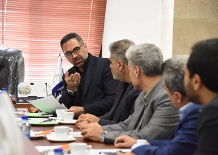 بازدید رئیس منطقه ۳ سازمان بازرسی کل کشور از شرکت داروسازی سلامت سازان پارس بوعلی